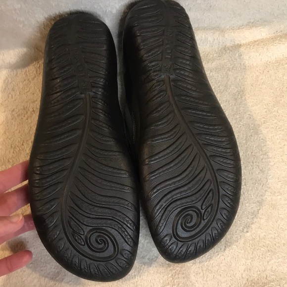 NAOT slip on. Tan shoe size 37 - Picture 5 of 13